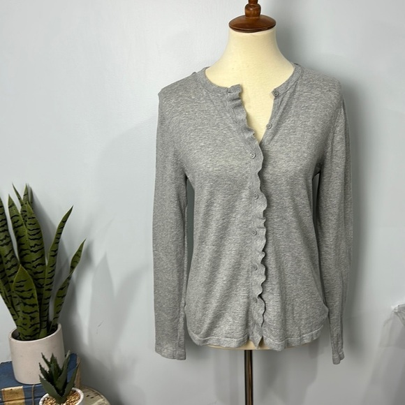 ANN TAYLOR Factory Ruffled Button Down Cardigan Sweater size medium - Picture 1 of 6